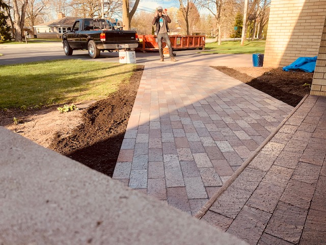 Front yard paver walkway 