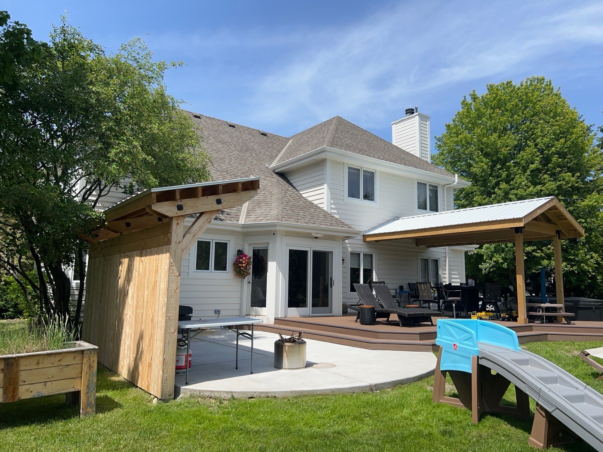 Back Deck with Small Overhead Space