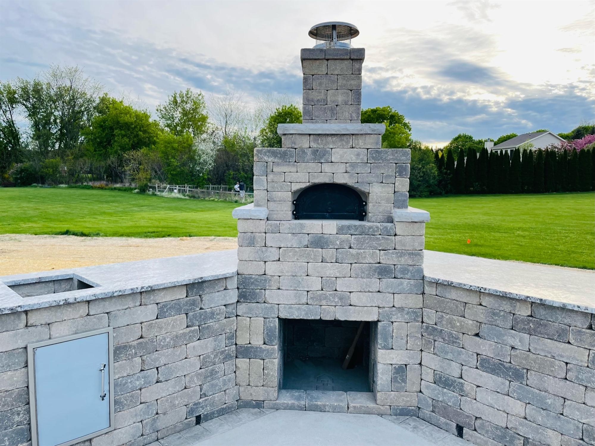 Outdoor kitchen with fire pit